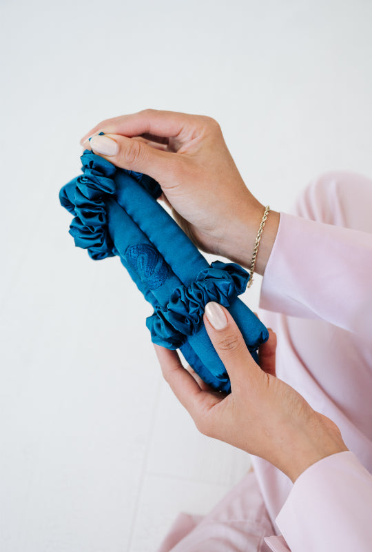 Miniature Heatless Curler